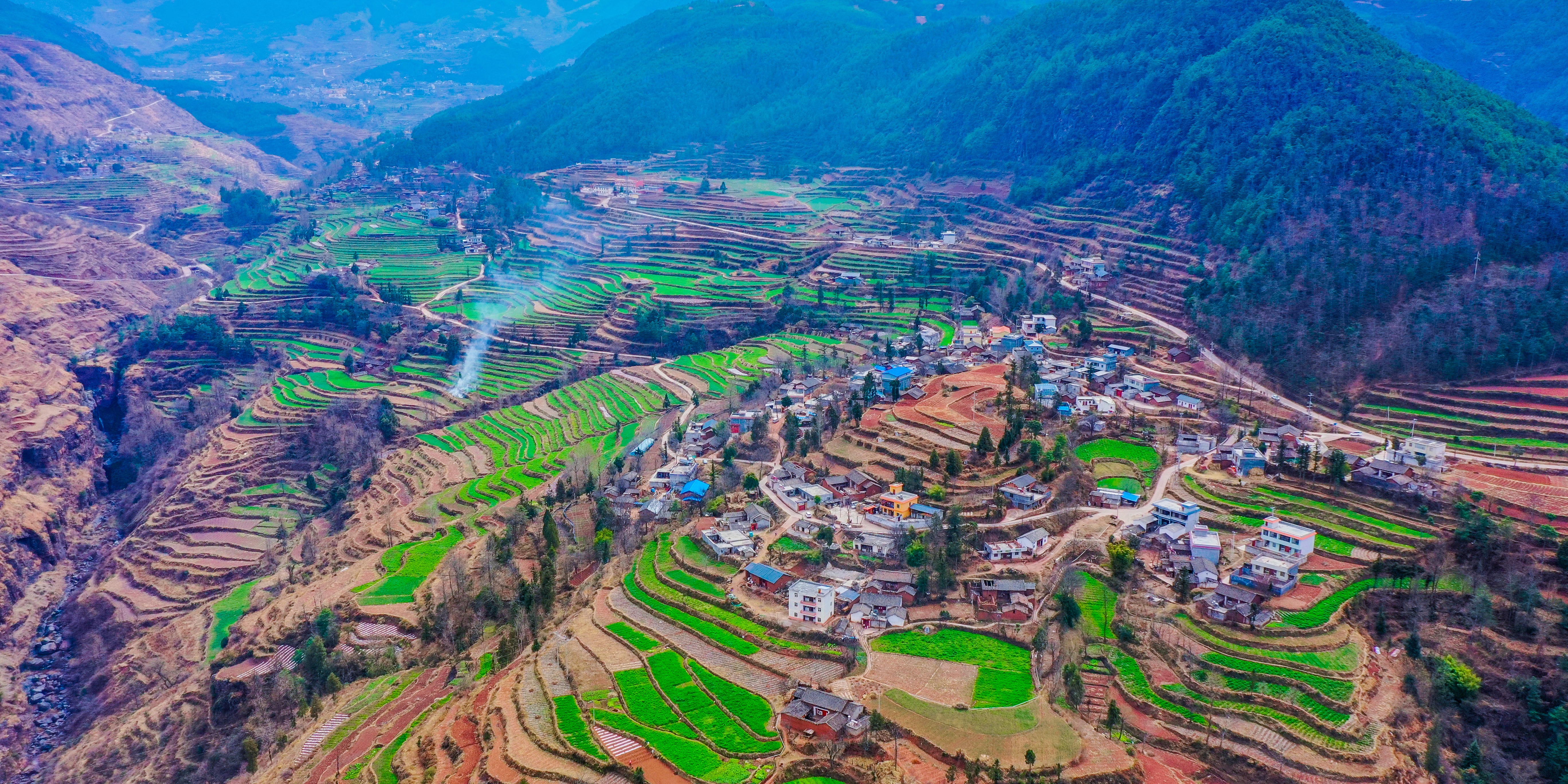 拖基嘎vr全景展示 【胡青山作品】--美丽乡村拖基嘎